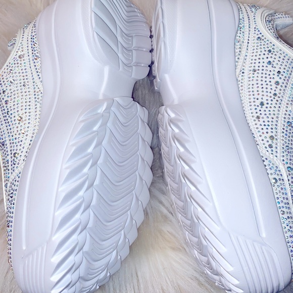 Berness Lily Rhinestone Platform Sneakers - Picture 5 of 5